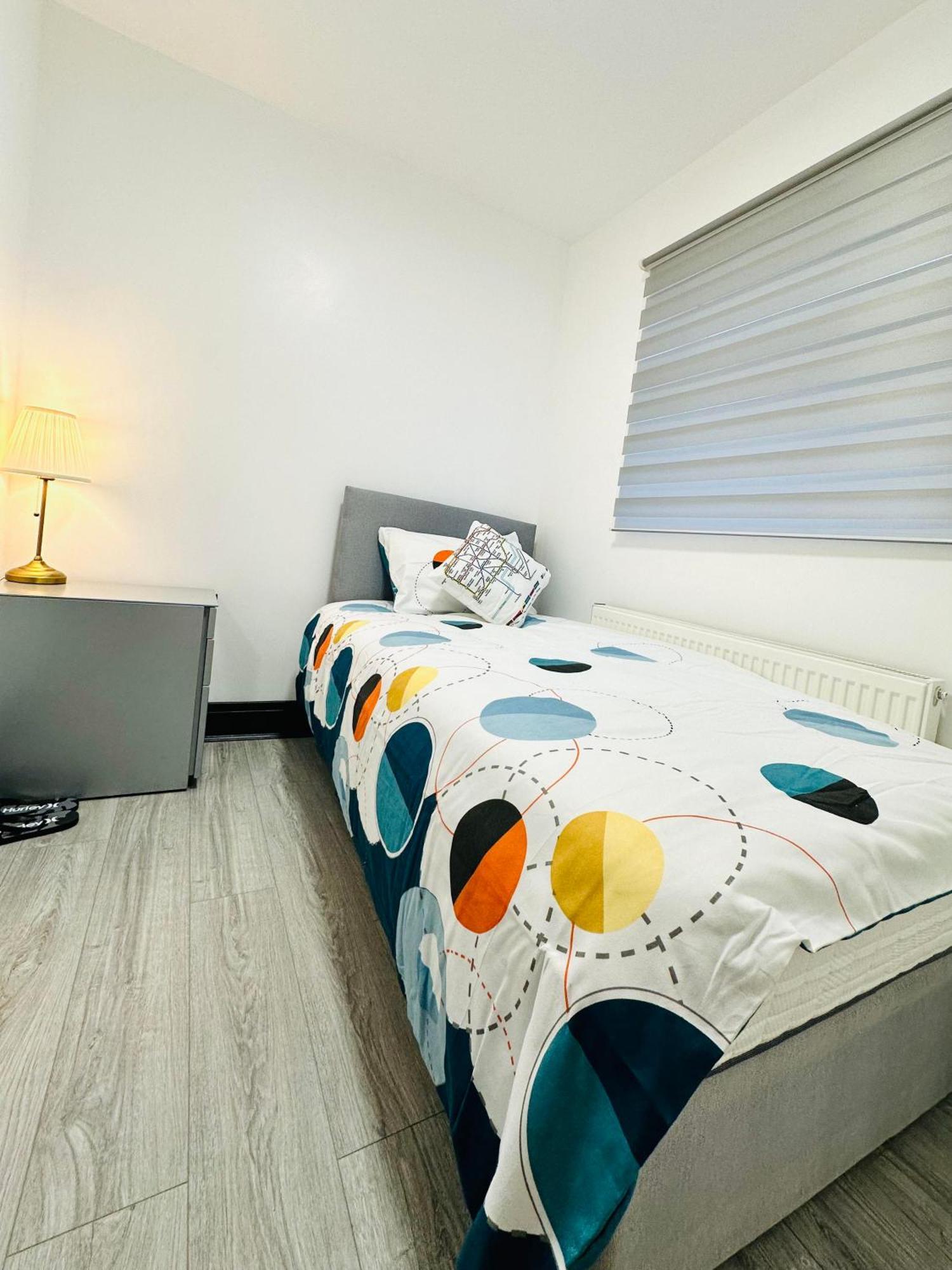 Great Place To Live In Dartford - Kent المظهر الخارجي الصورة